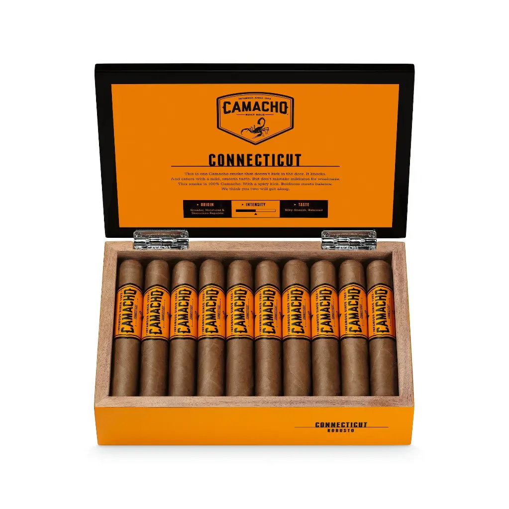 Camacho Connecticut Robusto Box of 20 - 5" x 50
